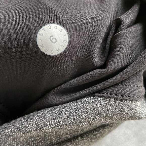 Lululemon Womens Light Strides Crop Pant Sz 6 Heathered Dark Gray 23" Athleisure - Picture 9 of 9